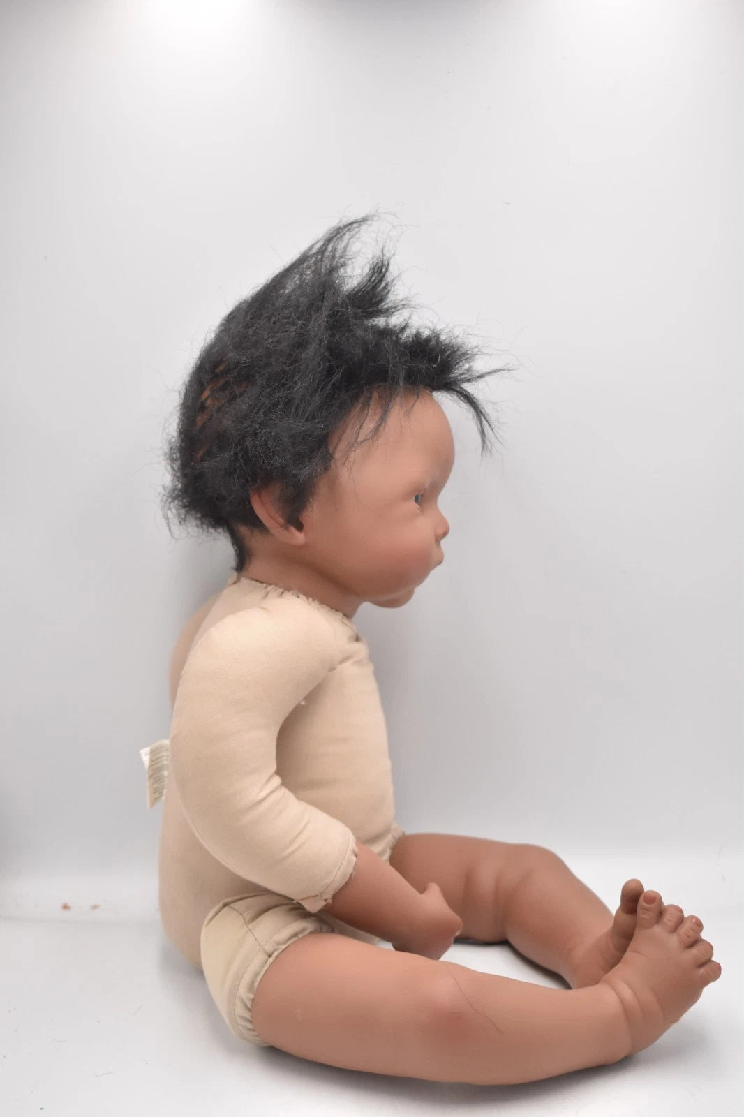 Ashton-Drake Waltraud Hanl Baby Girl Doll Reborn Style Vinyl Collectible 48cm
