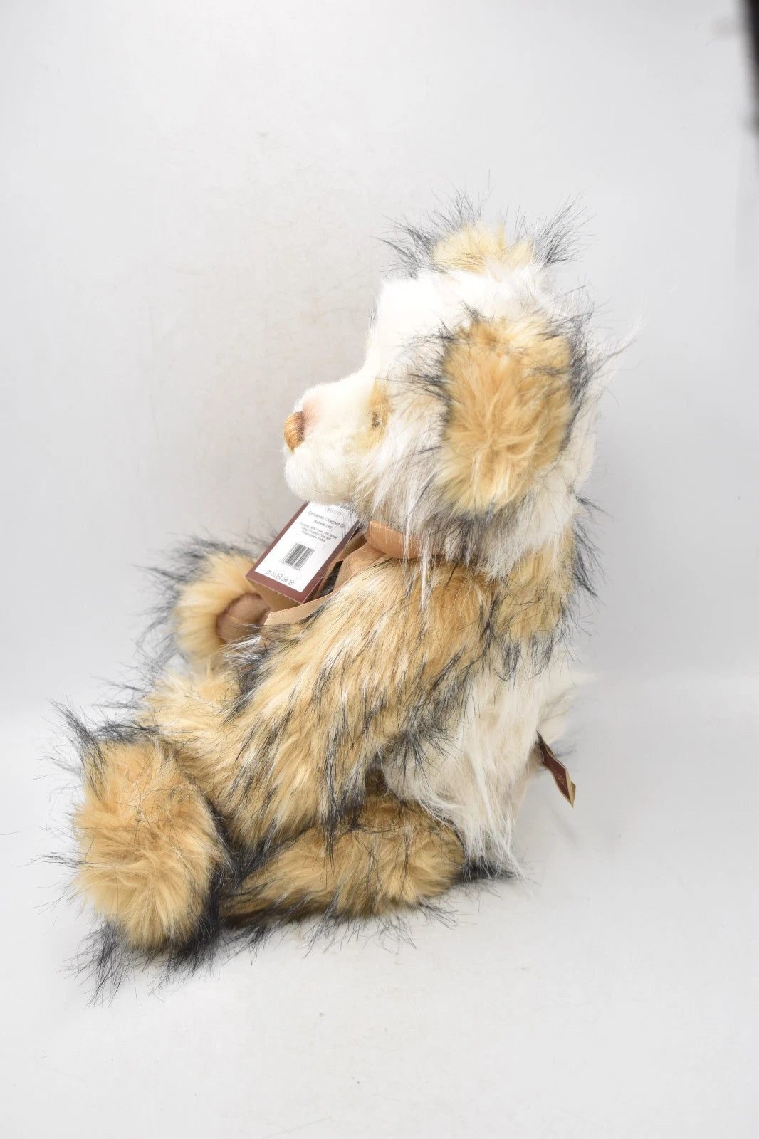 Charlie Bears Year Bear 2017 Hug 9 – Retired – Isabelle Lee Design – Tagged