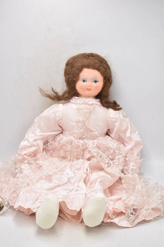 Vintage Felt-Faced Doll – Dark Brown Hair – 52cm