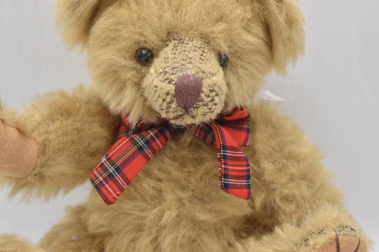 Russ Berrie For Past Times Teddy Bear – Fully Jointed Collectable Plush Soft Toy