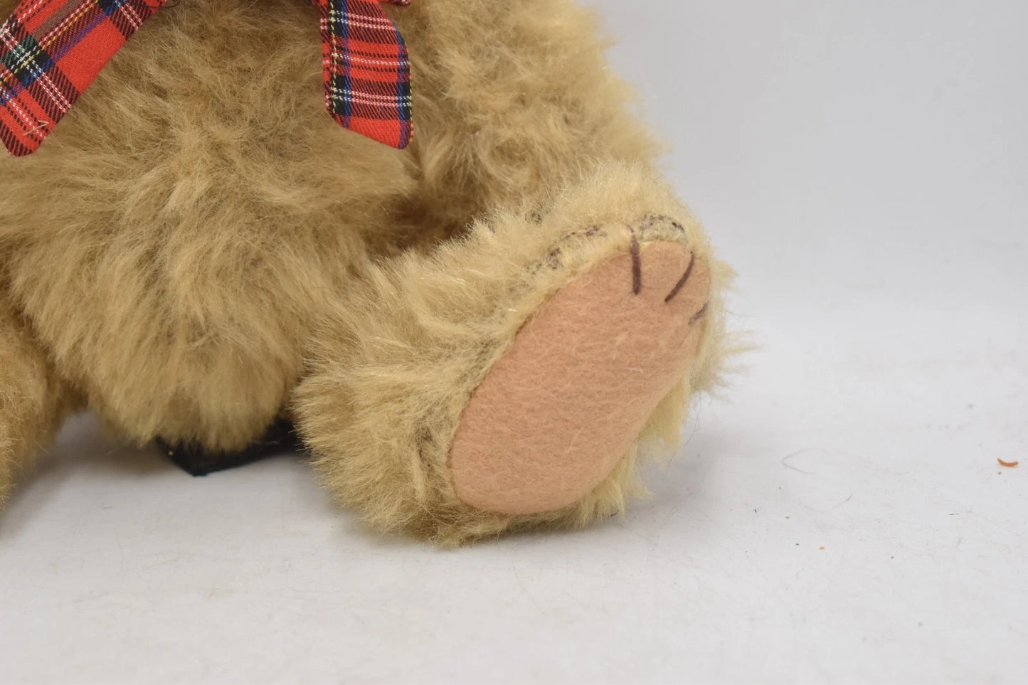 Russ Berrie For Past Times Teddy Bear – Fully Jointed Collectable Plush Soft Toy