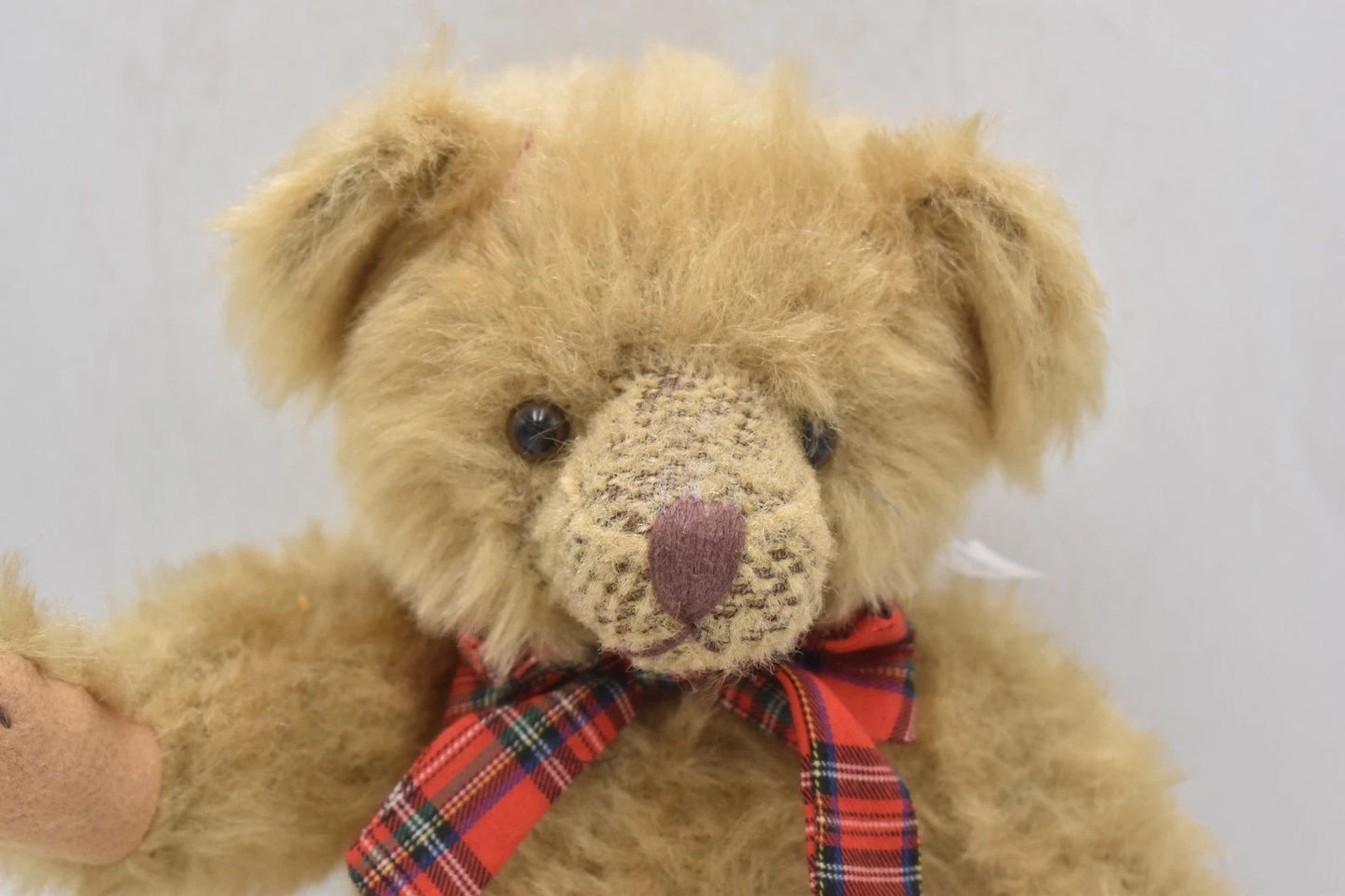 Russ Berrie For Past Times Teddy Bear – Fully Jointed Collectable Plush Soft Toy