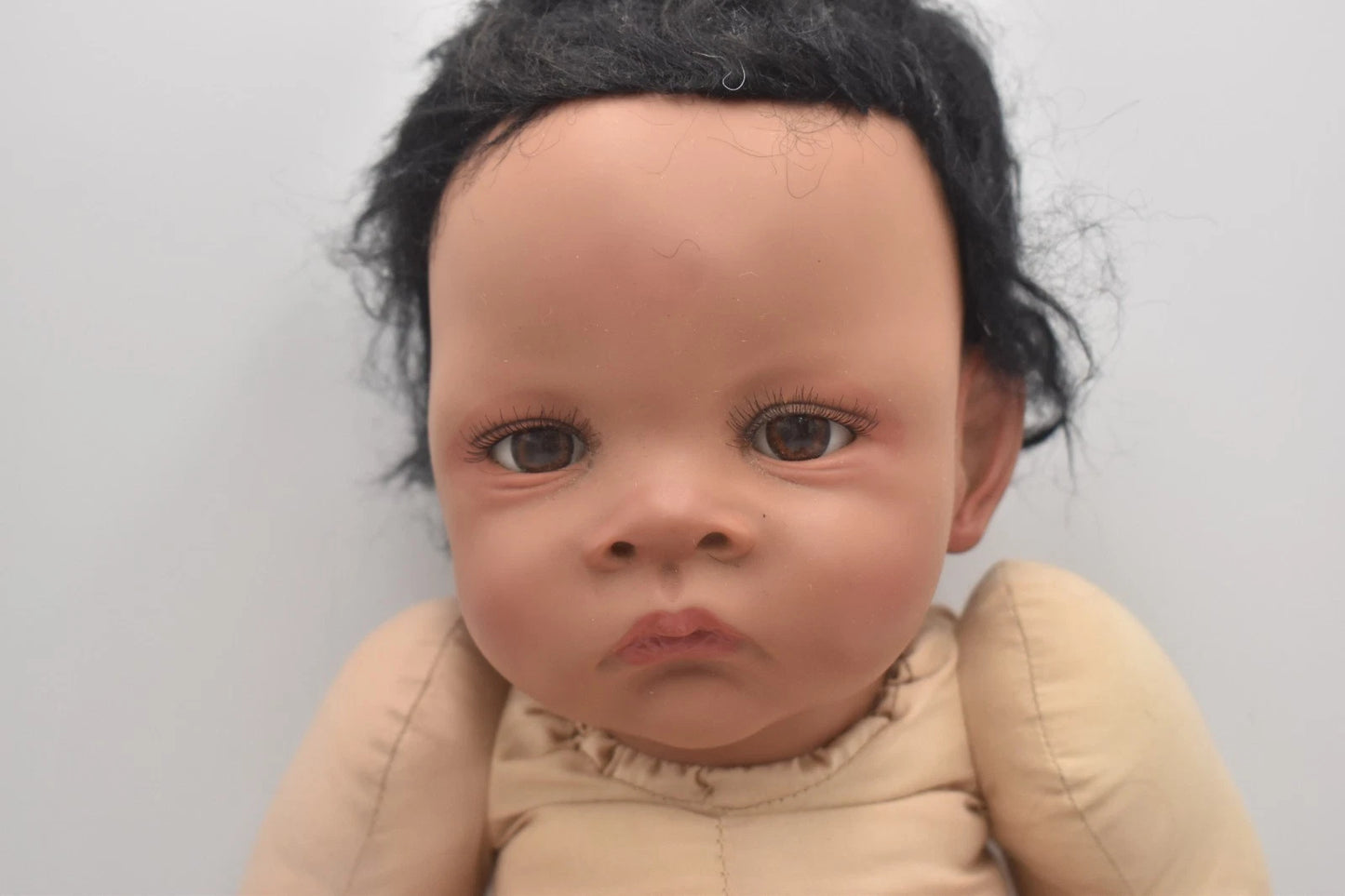 Ashton-Drake Waltraud Hanl Baby Girl Doll Reborn Style Vinyl Collectible 50cm