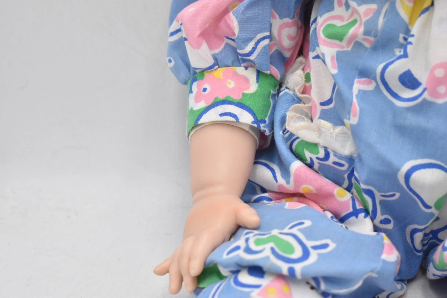 Vintage Haunted Creepy Horror Doll Pink Red Eyes Life Like Halloween Figure 44cm