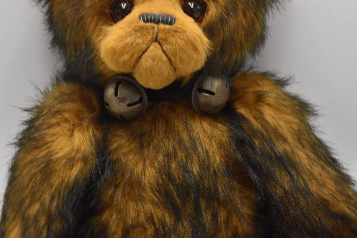 Charlie Bears Edwin Teddy Bear Heather Lyell Retired Tagged Jointed Collectable