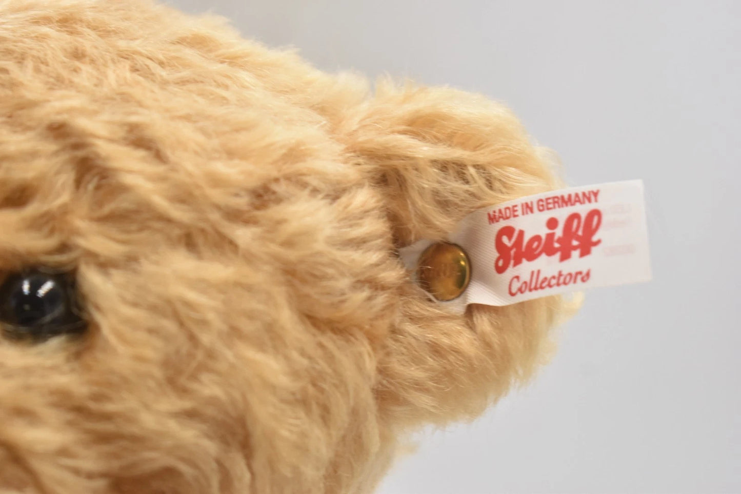 Steiff British Collectors Teddy Bear 2018 Limited Edition 690402