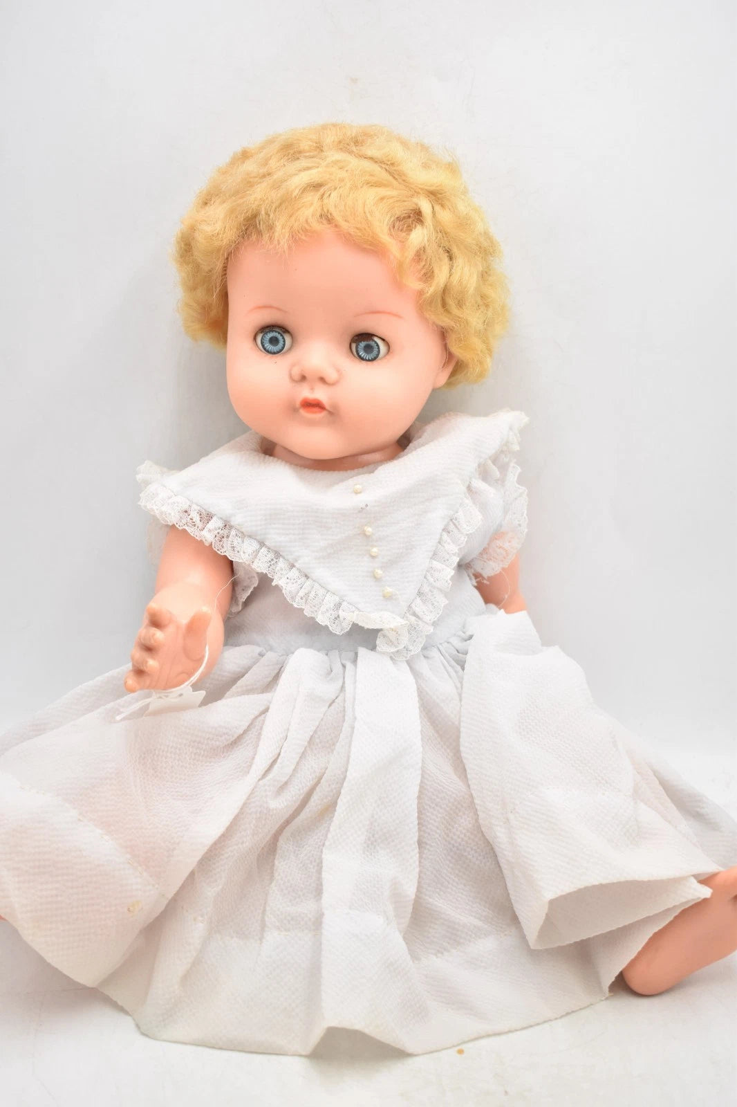 Vintage 1950s Pedigree Large Doll – Blinking Sleepy Eyes Collectable 48cmVintage