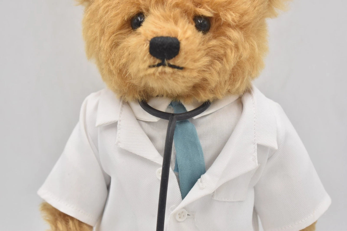 Steiff The Good Doctor Teddy Bear 690723 Mohair Tagged