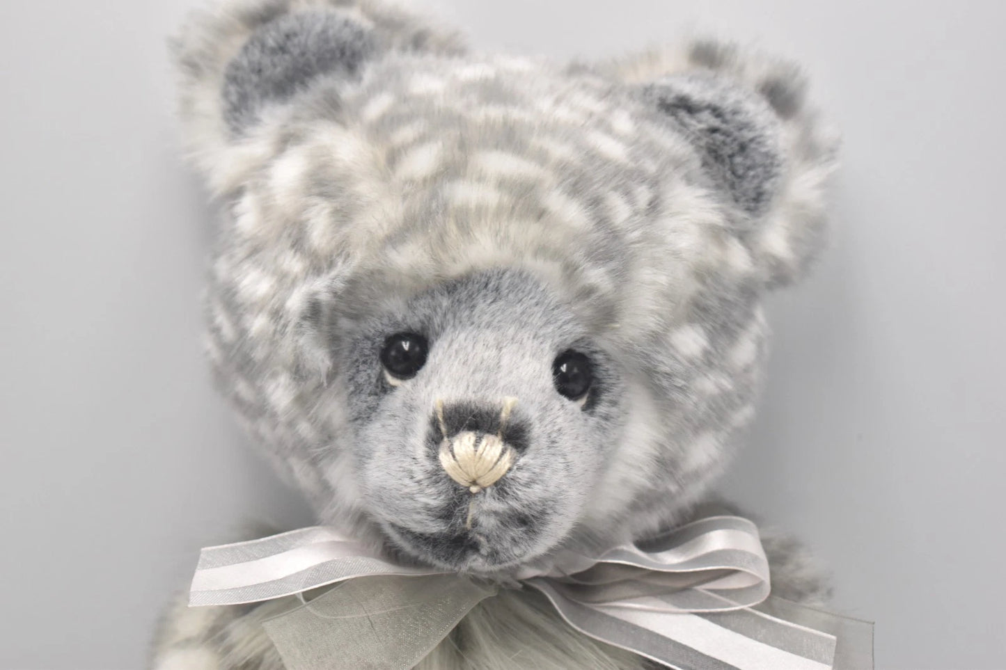 Charlie Bears Melissa Teddy Bear Retired Tagged Isabelle Lee Designed