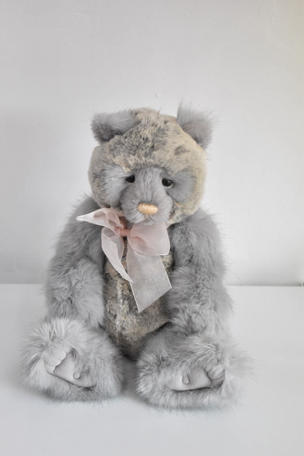 Charlie Bears Charlie Year Bear 2018 – Retired – Tagged – Designed by Isabelle L