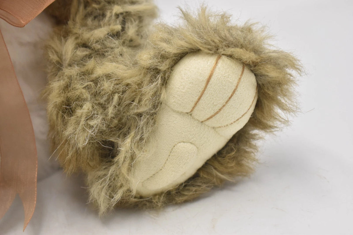Charlie Bears Hop Rabbit Teddy Bear Retired Tagged