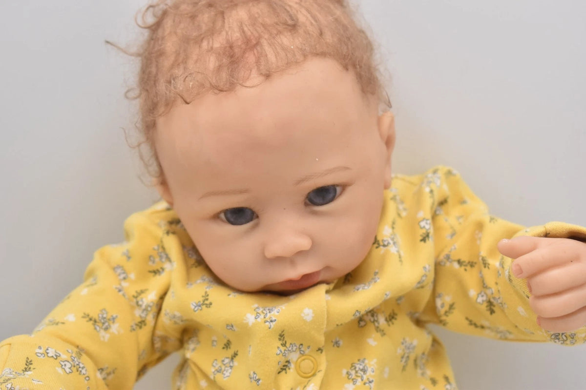 Ashton Drake So Truly Real Linda Murray Vinyl Baby Doll Brown Hair 48cm