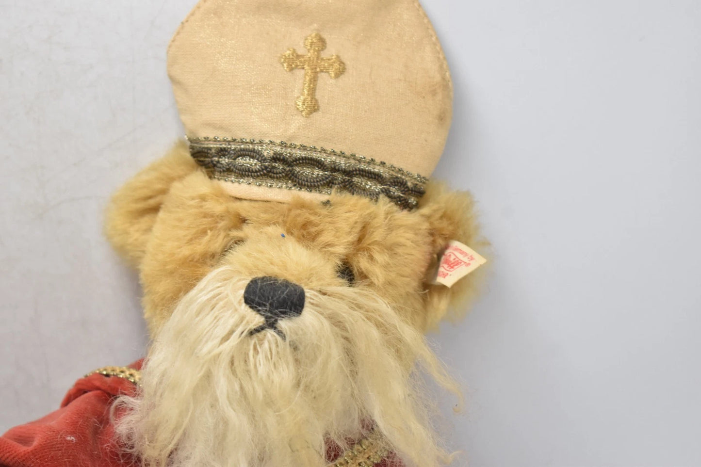 Steiff St Nicholas Teddy Bear – Musical, Limited Edition 037122