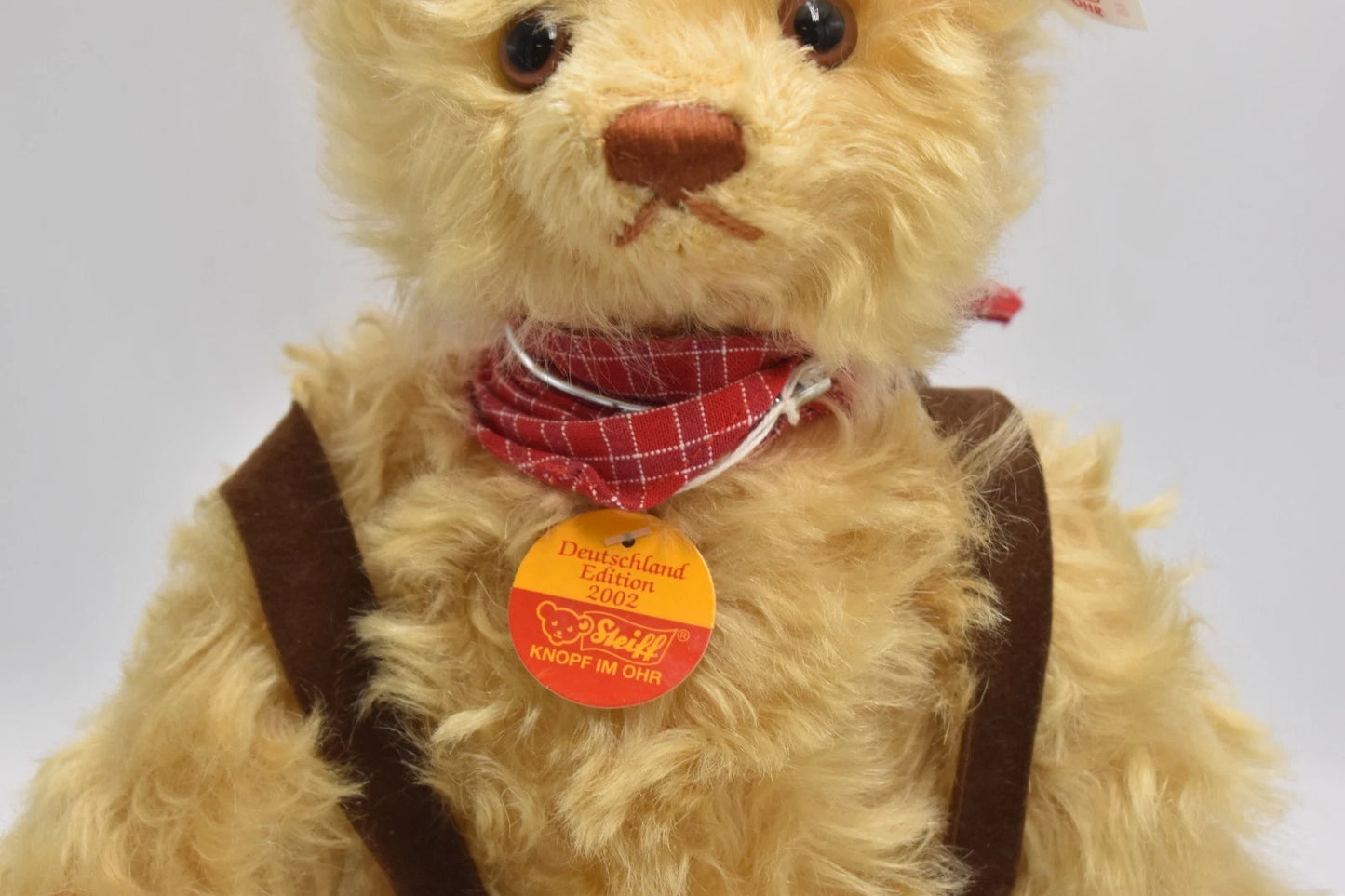 Steiff Teddy Bear in Lederhosen 671166 Mohair Limited Edition
