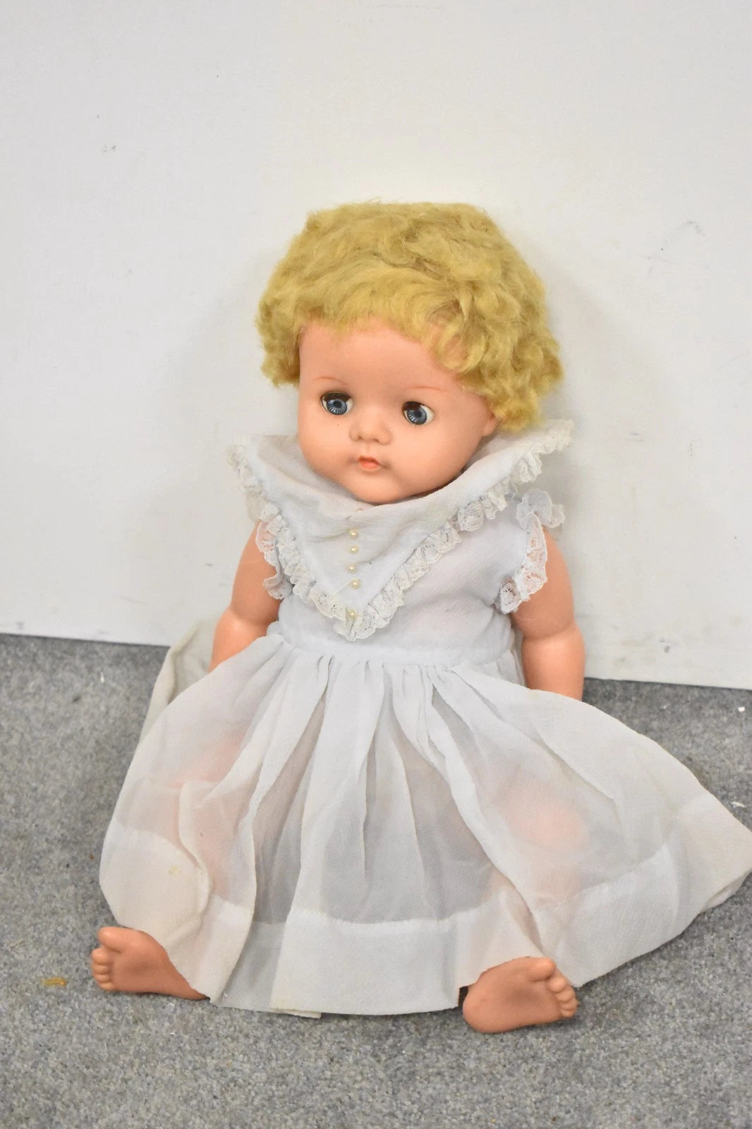 Vintage 1950s Pedigree Large Doll – Blinking Sleepy Eyes Collectable 48cmVintage