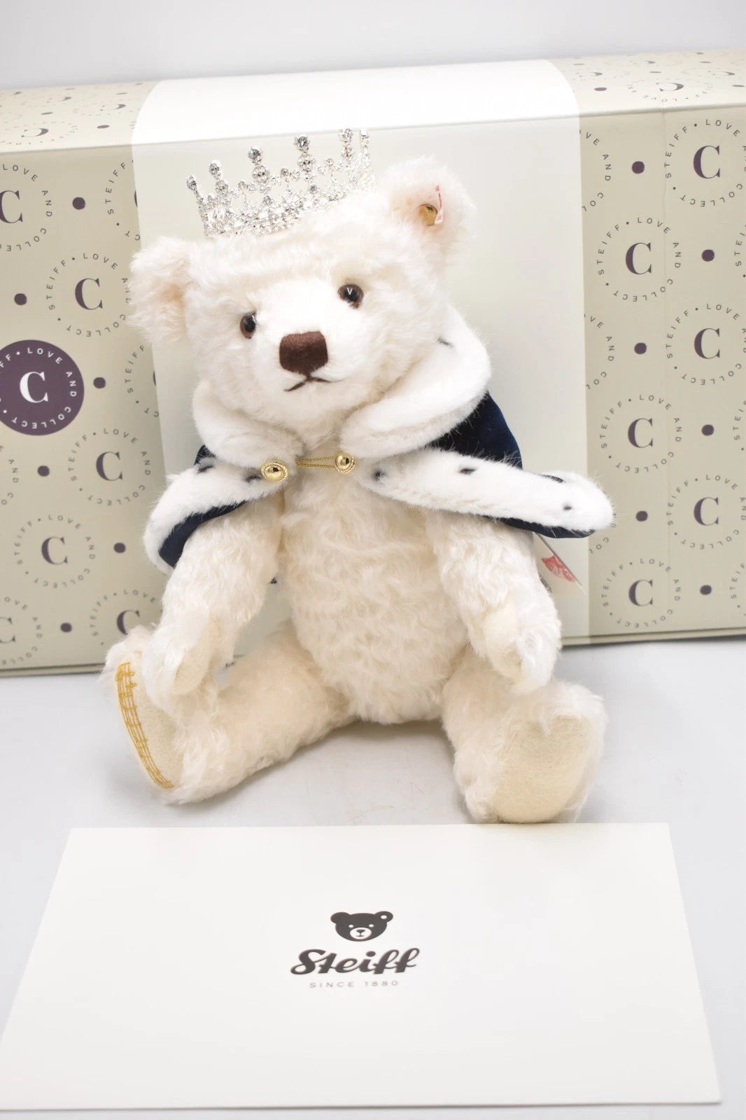 Steiff Long to Reign Over Us Queen Elizabeth Teddy Bear 664779 Limited Edition