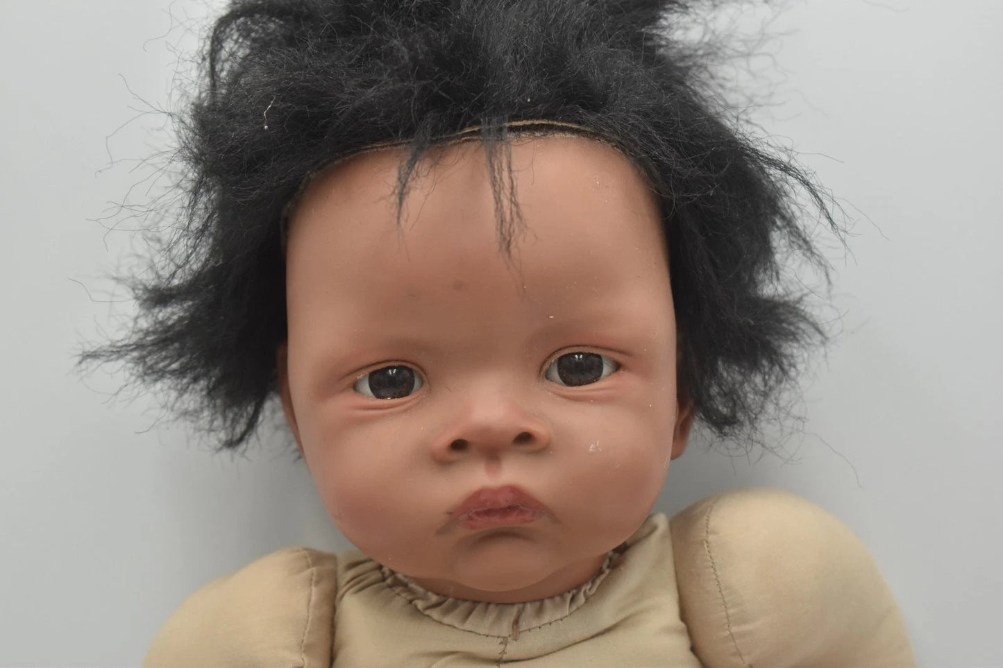 Ashton-Drake Waltraud Hanl Baby Girl Doll Reborn Style Vinyl Collectible 48cm