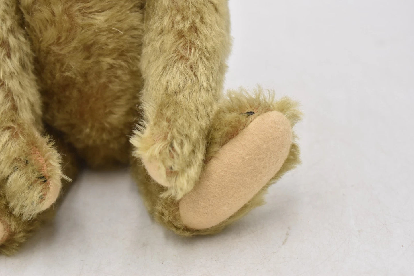 Steiff Classic 1920 Replica Teddy Bear 000713 Golden Mohair 25cm