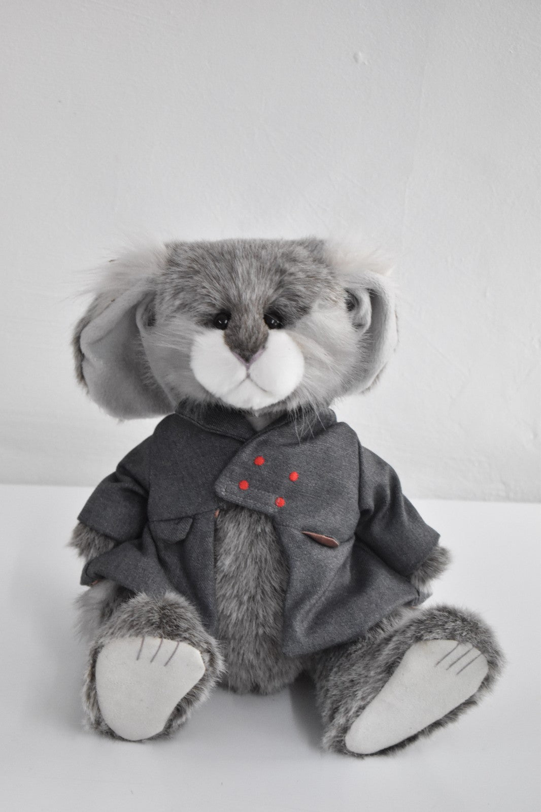 Charlie Bears Ginnel Rabbit – Retired, Tagged