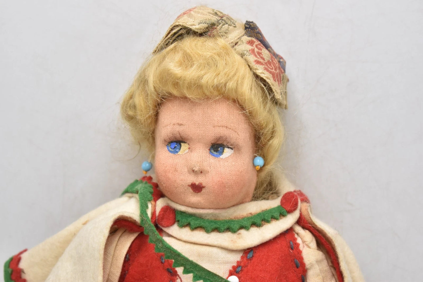 Vintage 1930s Felt Doll in Native Outfit – 36cm
