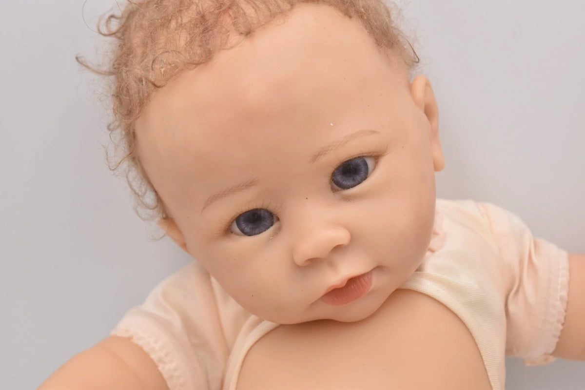 Ashton Drake So Truly Real Linda Murray Vinyl Baby Doll Brown Hair 48cm
