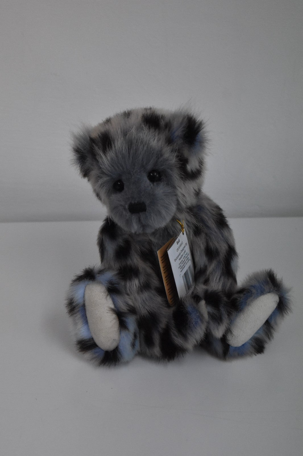 Charlie Bears Bud – Retired – Tagged – Designed by Heather Lyell