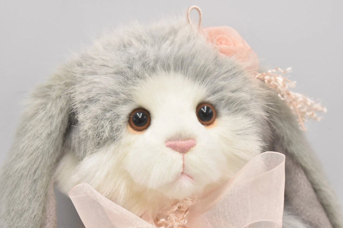 Charlie Bears Snookums Rabbit Retired Tagged Isabelle Lee