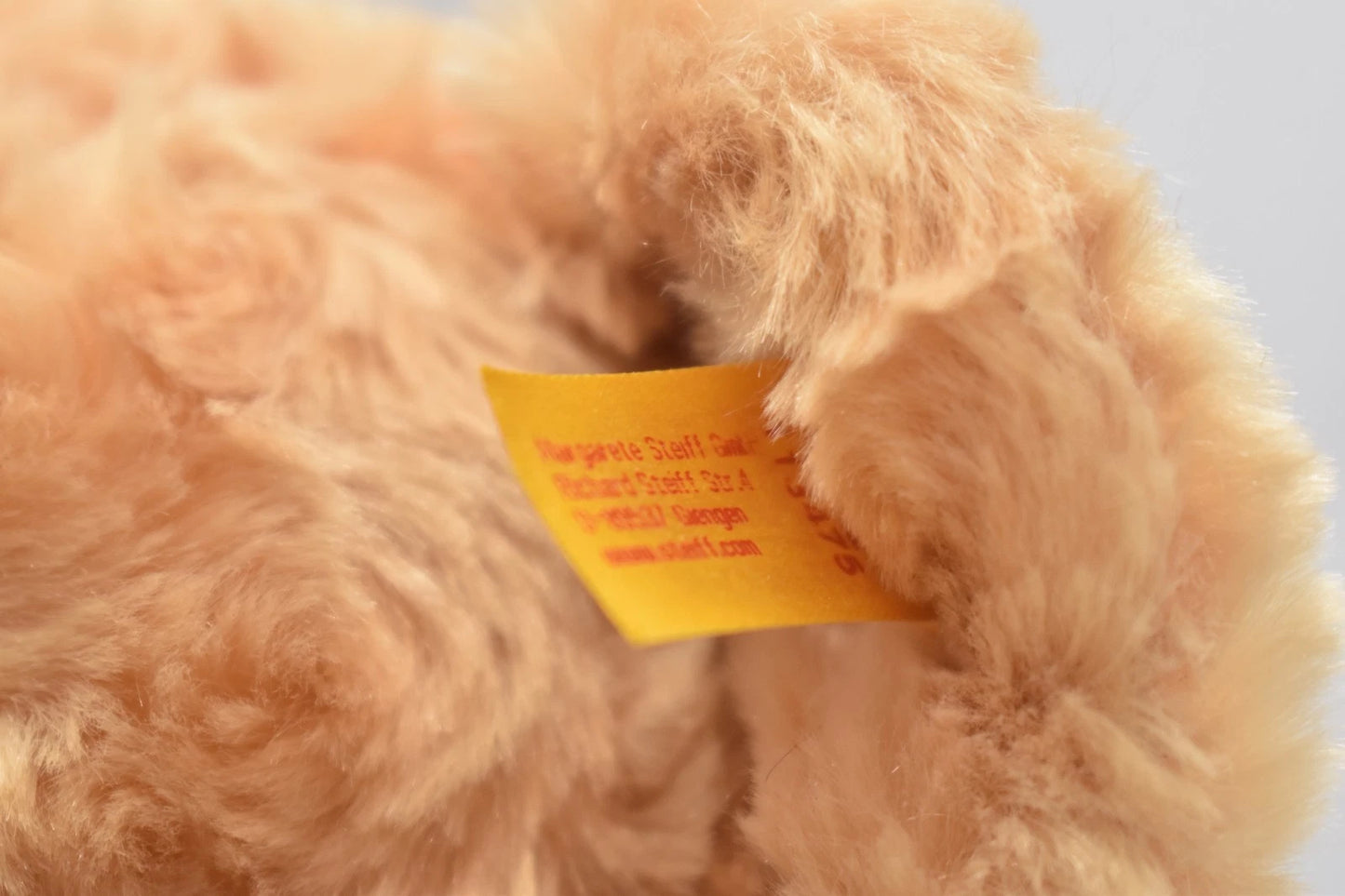 Steiff Cosy Golden Brown Teddy Year Bear 2020 113475 Red Ribbon Tagged