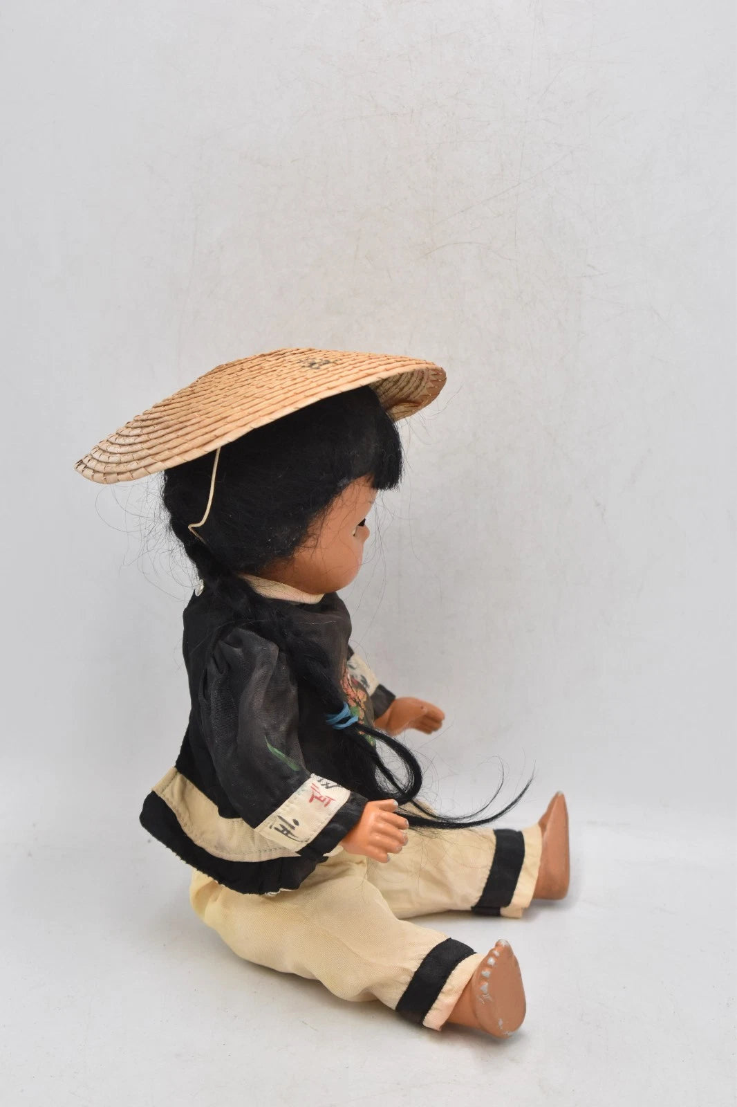 Vintage 1960s Italian Ratti Doll – Sleepy Blinking Eyes, Original Outfit, 30cm