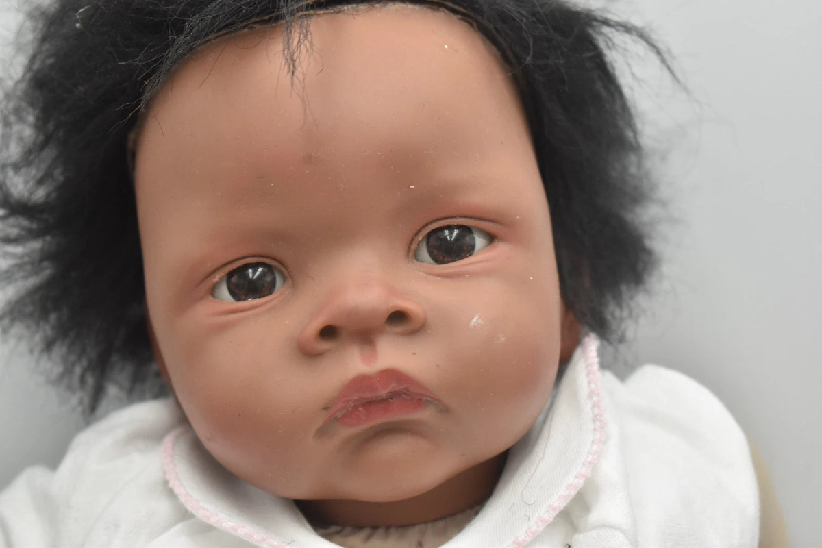 Ashton-Drake Waltraud Hanl Baby Girl Doll Reborn Style Vinyl Collectible 48cm